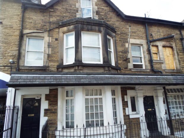 Studio Flat, Strawberry Dale, Harrogate